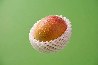 Sweet Sugar Mango with edible skin - pocket-sized lunchbox mango from Colombia